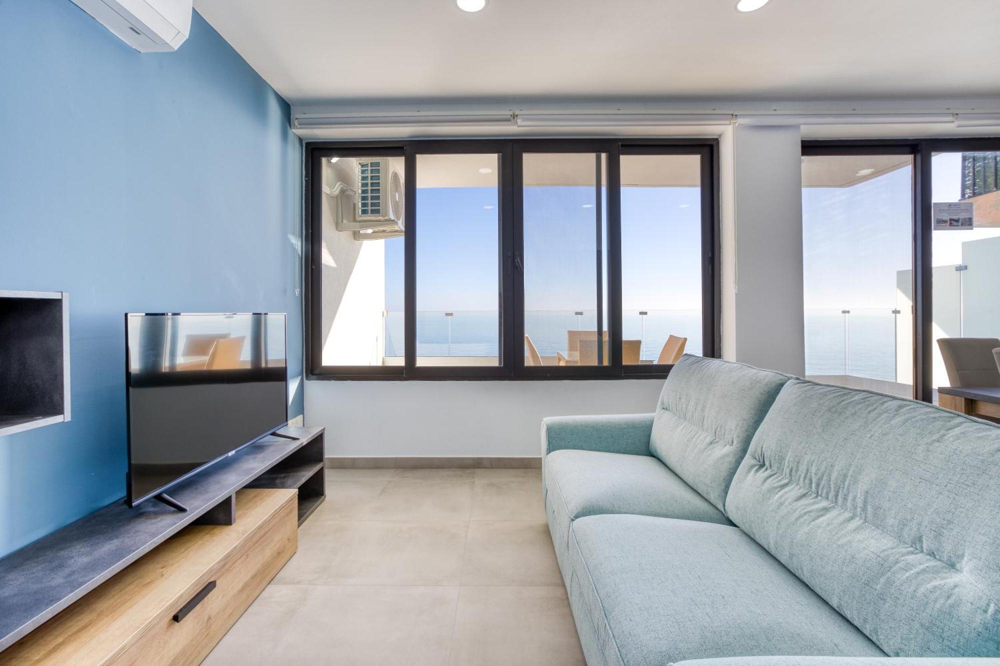 Seafront Sliema Apartment With Balcony & Sea Views By Jl エクステリア 写真