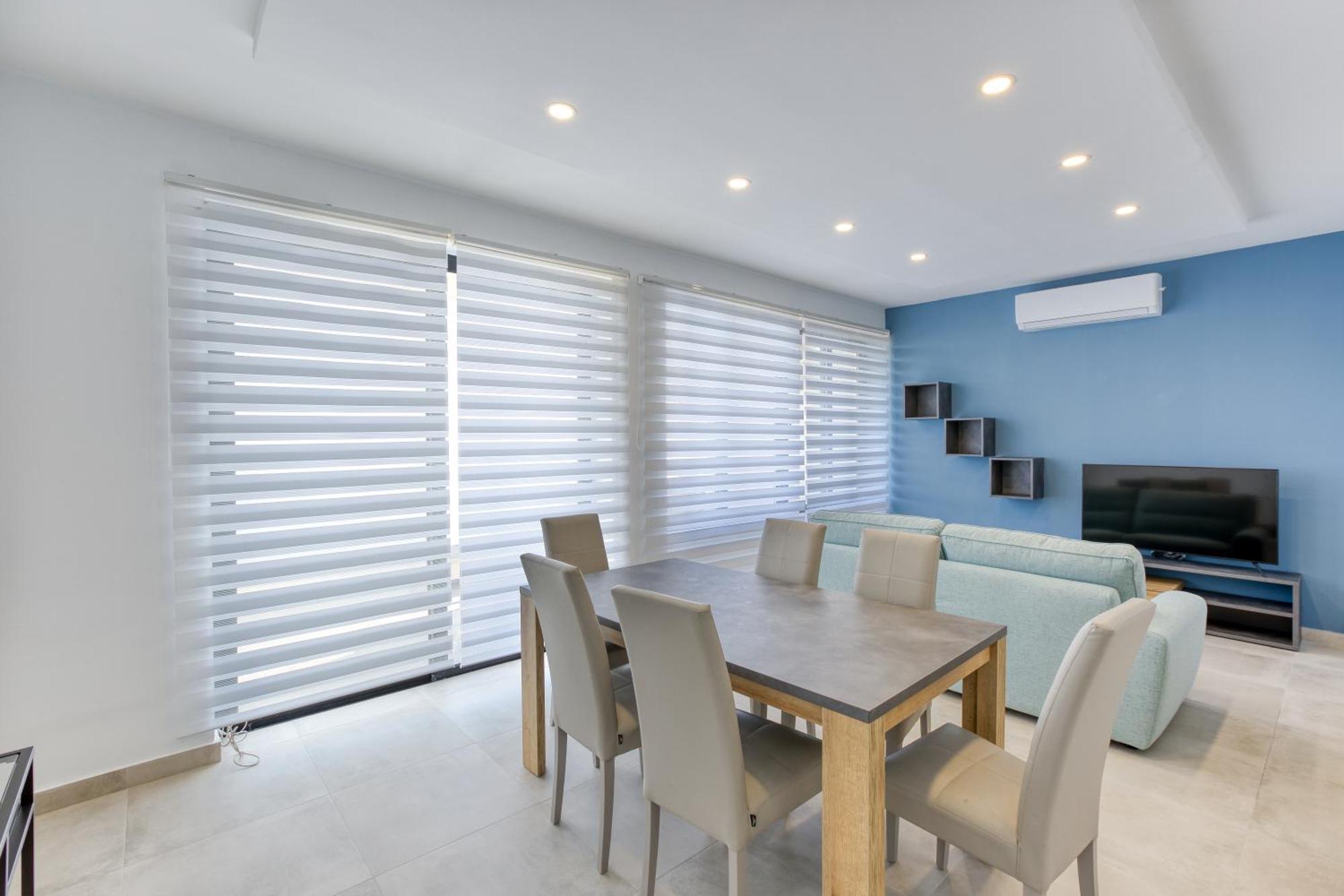 Seafront Sliema Apartment With Balcony & Sea Views By Jl エクステリア 写真