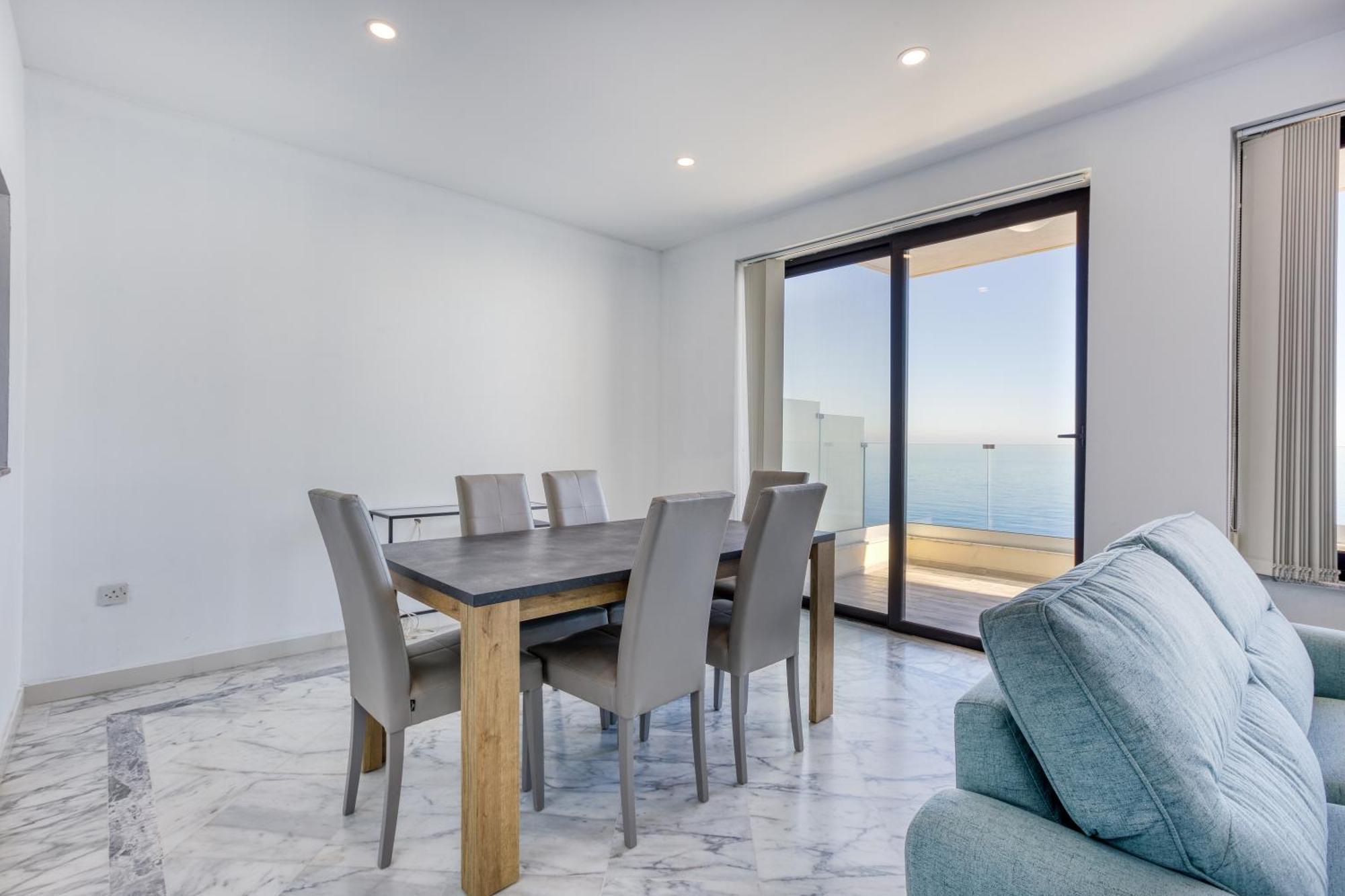 Seafront Sliema Apartment With Balcony & Sea Views By Jl エクステリア 写真